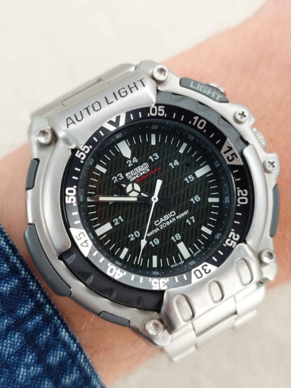 Casio Duro 200 Men's Digital Watch Auto Light Illuminator DRO-210 Vintage Works